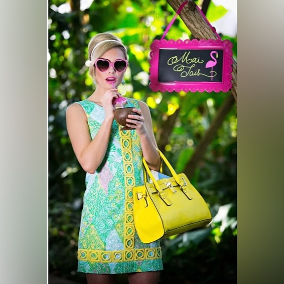 Lilly Pulitzer Dresses & Skirts - NWT Lilly Pulitzer Mila Sun Dance Shift Dress